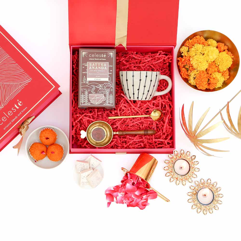 Aura Gift Box | Teatime Treassures
