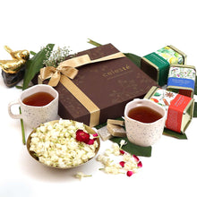 Load image into Gallery viewer, Melange Gift Box | Tea Tin Caddies with Cups
